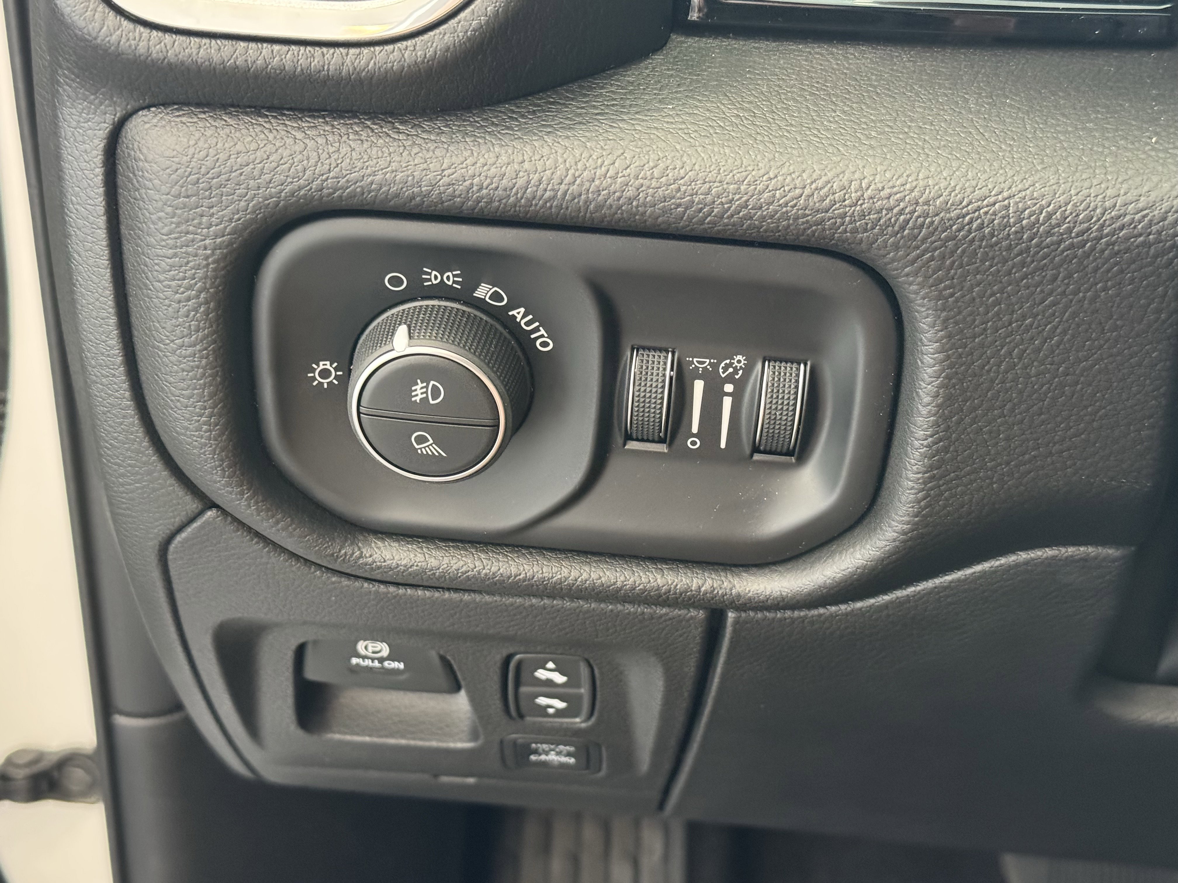 New 2026 RAM 1500 Laramie image 14