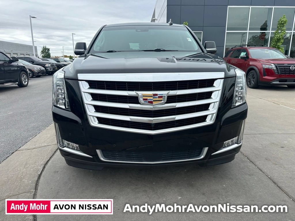 Used 2016 Cadillac Escalade Premium AWD/4WD image 3