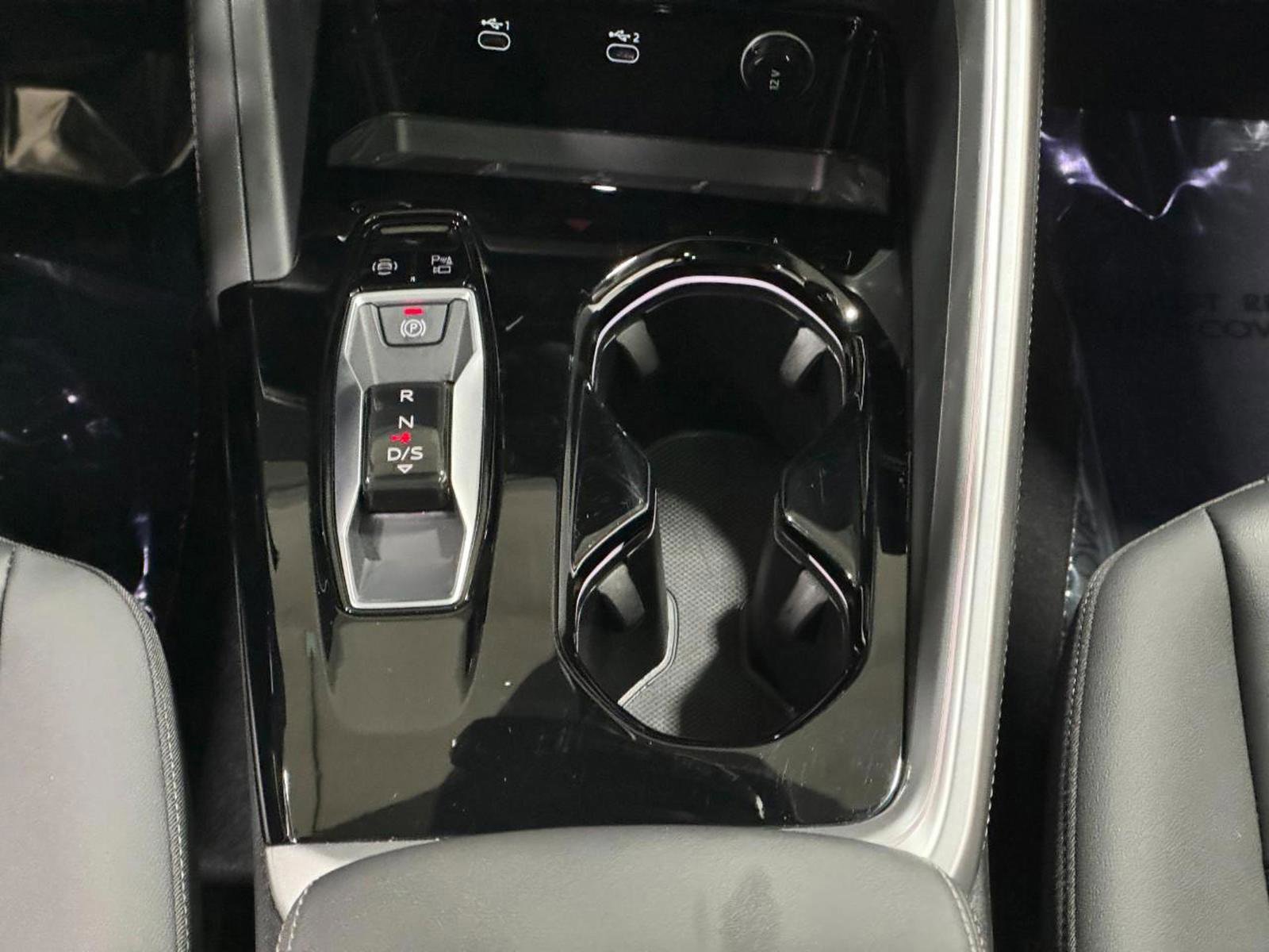 Certified 2025 Audi Q5 Premium Plus w/ Premium Plus image 16