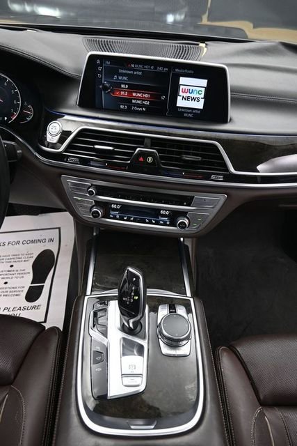 Used 2016 BMW 740i image 16