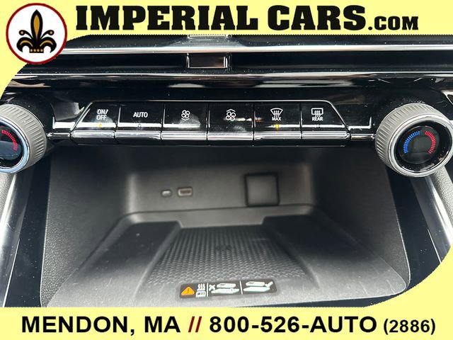 New 2026 Chevrolet Traverse RS w/ LPO, Floor Liner Package image 33