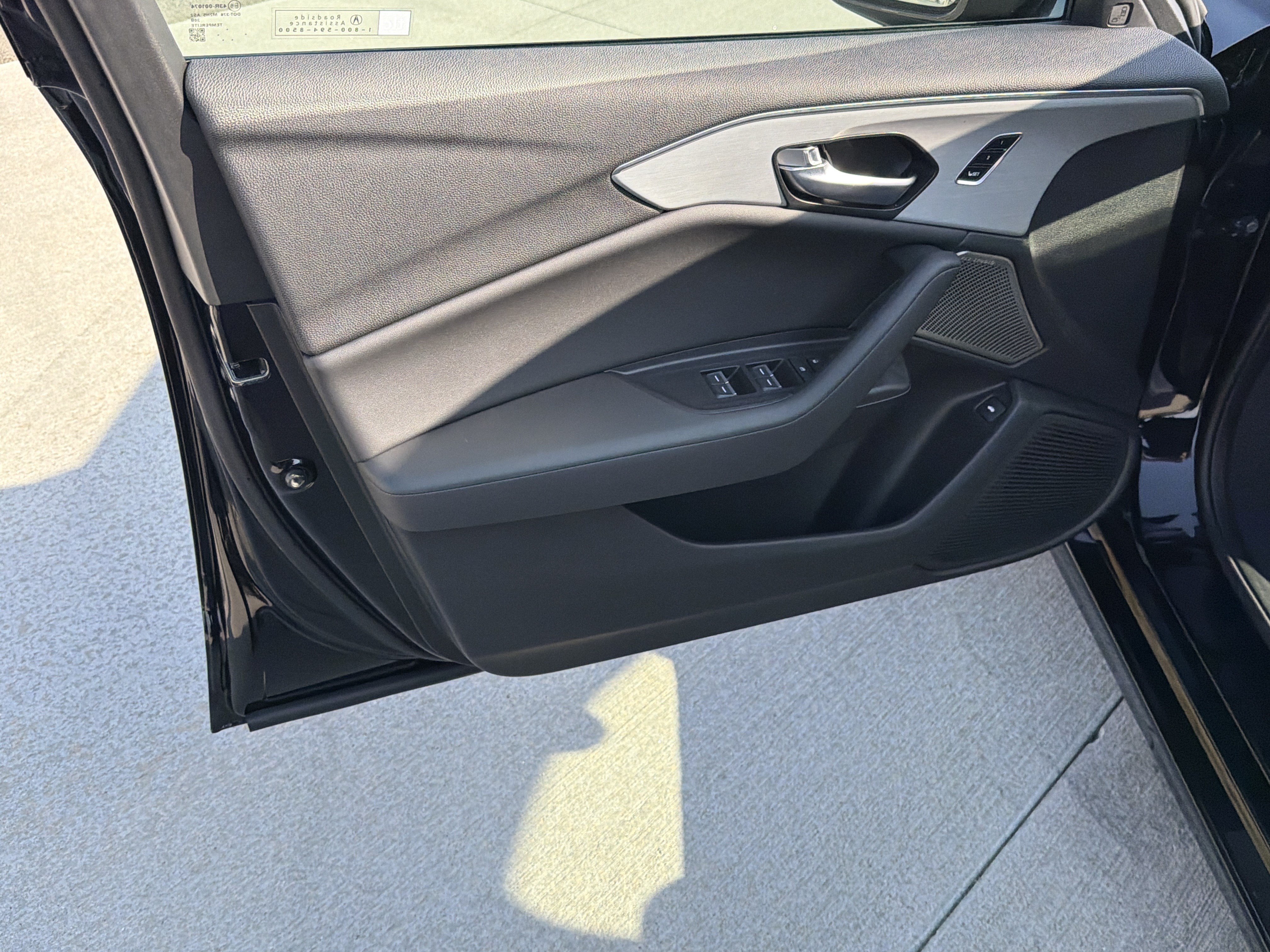 Certified 2025 Acura TLX w/ Technology Package FWD image 14