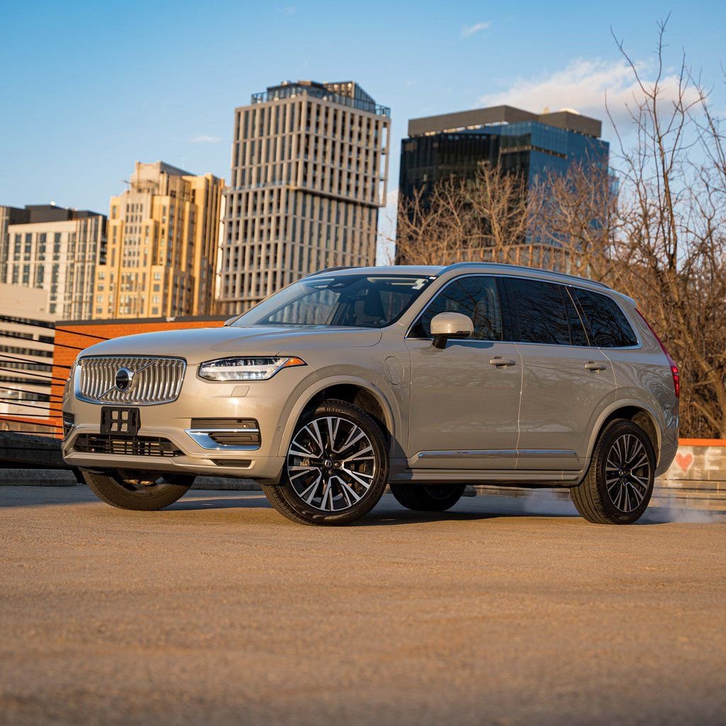 Certified 2025 Volvo XC90 T8 Plus w/ Protection Package Premier