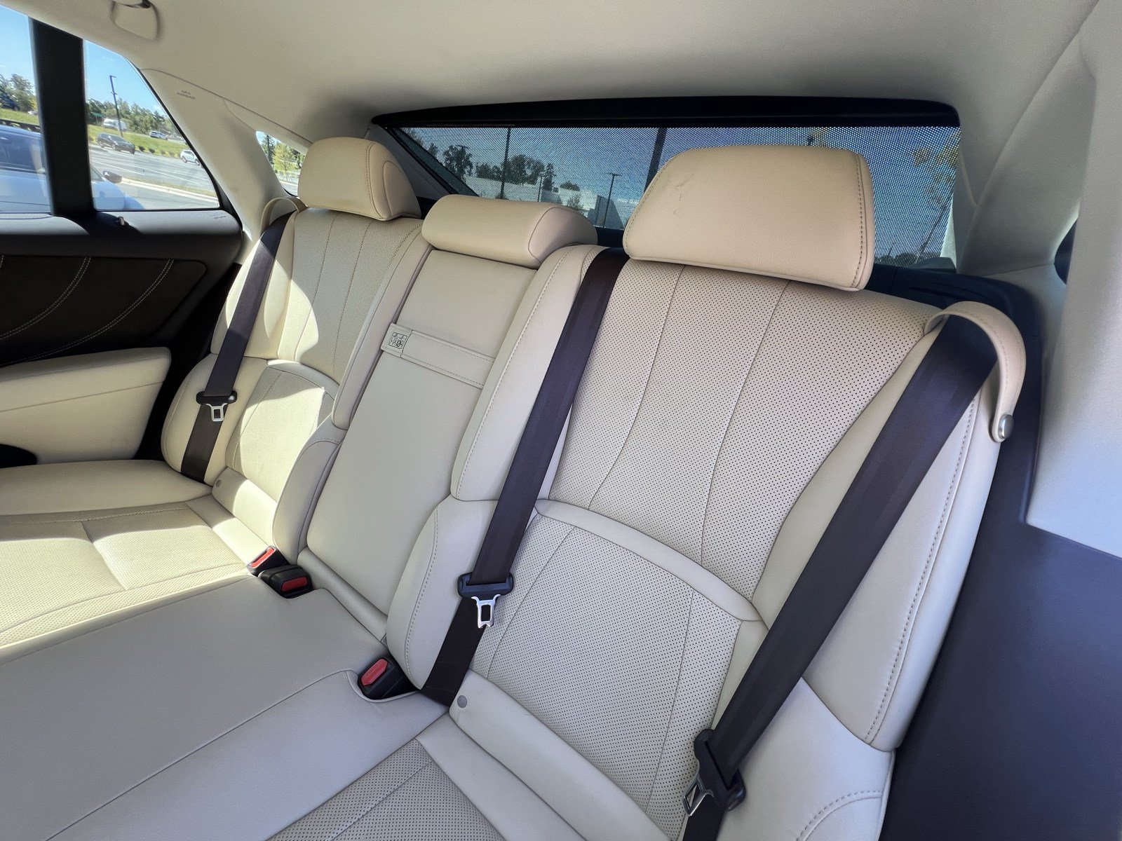 Used 2018 Lexus LS 500 w/ Accessory Package (Z2) RWD image 33