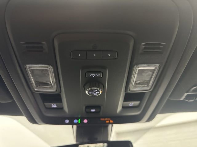 Used 2021 Chevrolet Suburban Z71 w/ Rear Media and Nav Package image 23