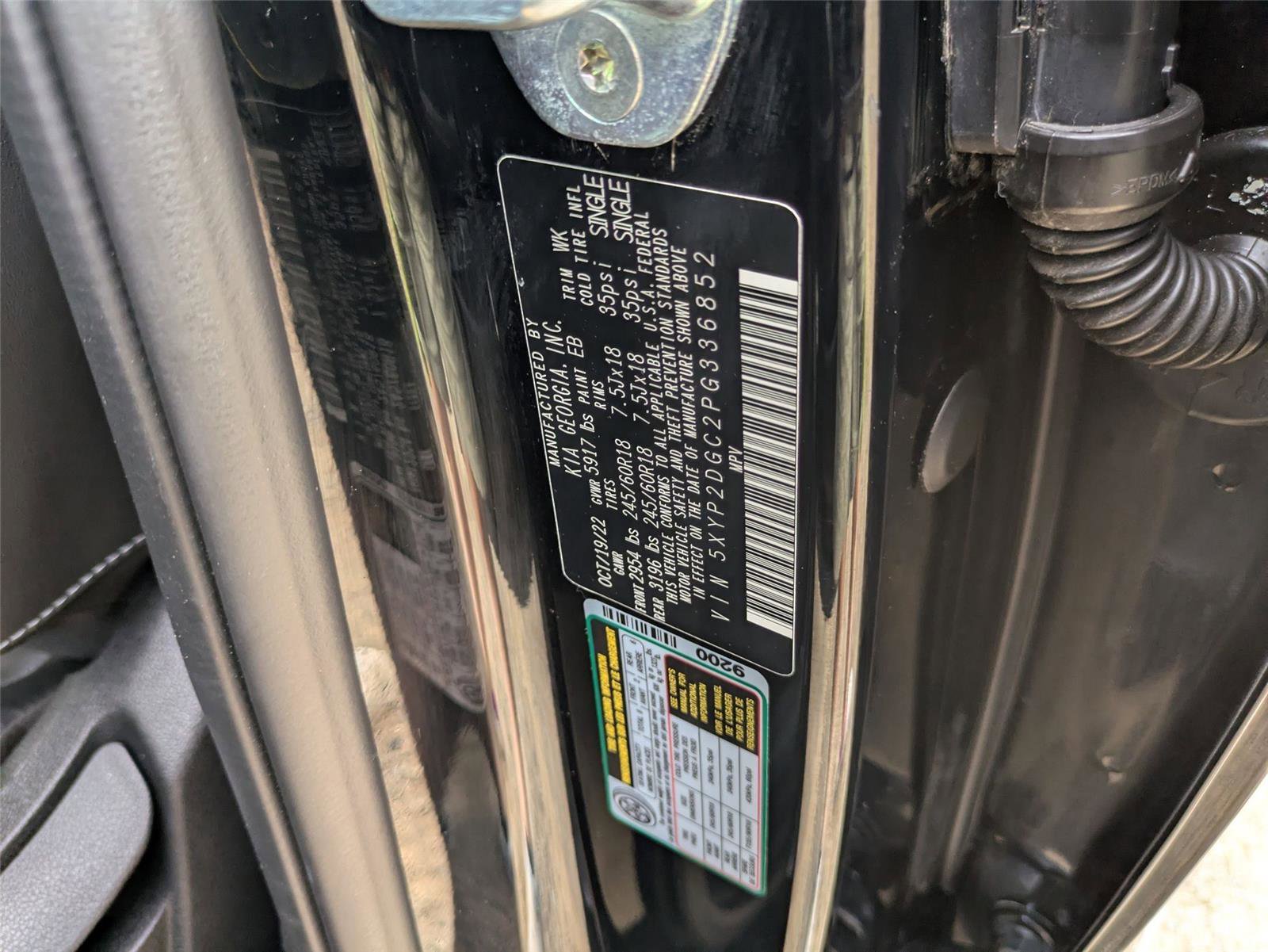 Used 2023 Kia Telluride LX image 40