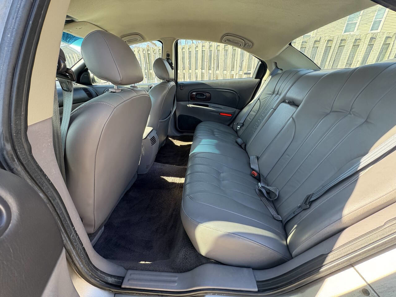 Used 1998 Chrysler Concorde LXi image 18