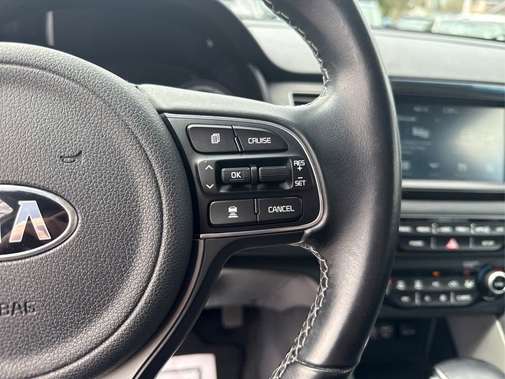 Used 2019 Kia Niro LX FWD image 28