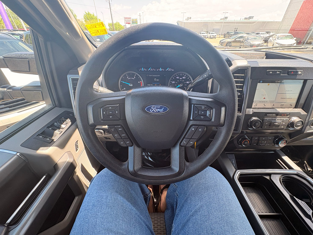 Used 2019 Ford F350 XLT w/ XLT Premium Package AWD/4WD image 17