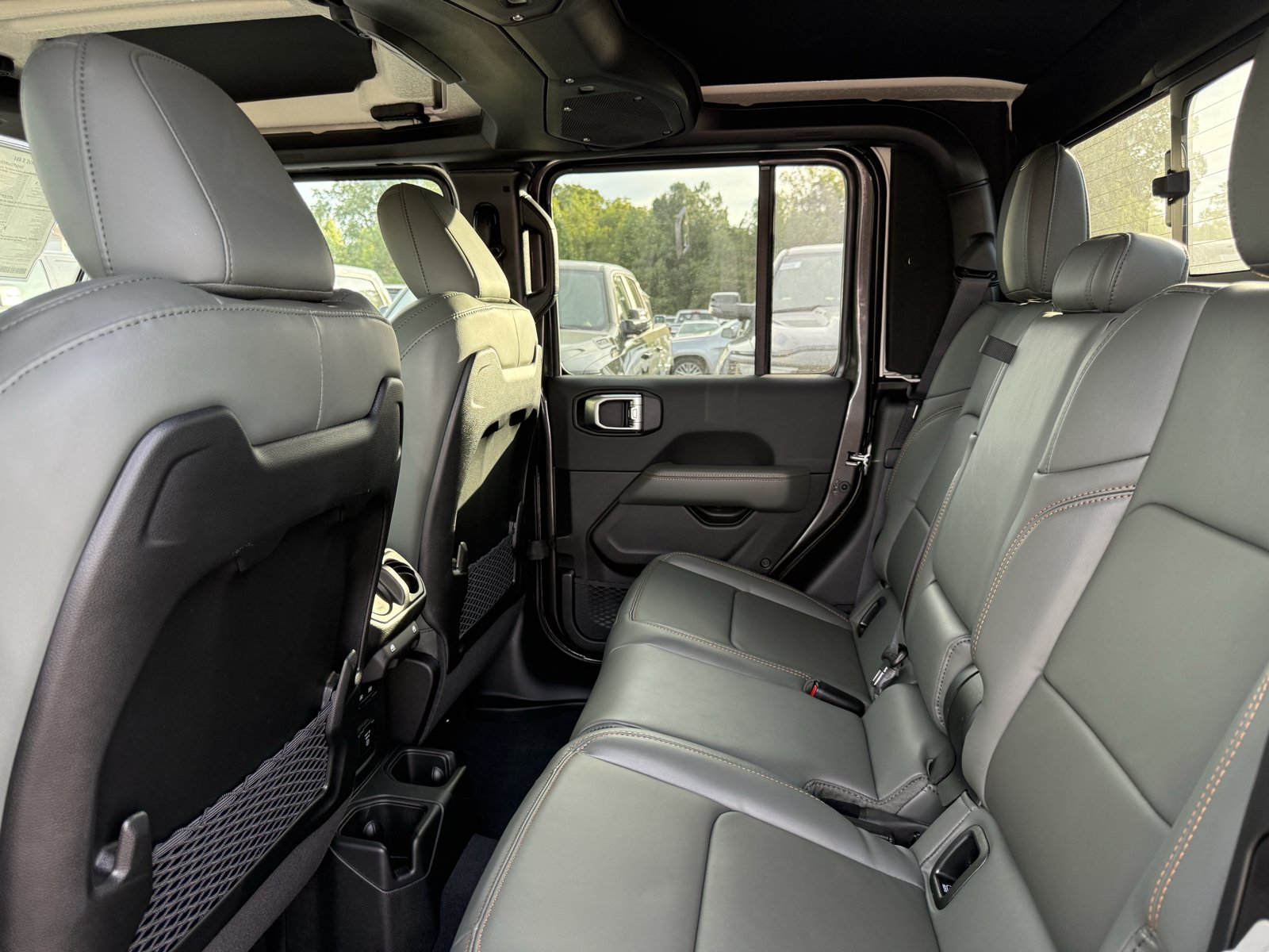 New 2027 Jeep Gladiator Mojave AWD/4WD image 12