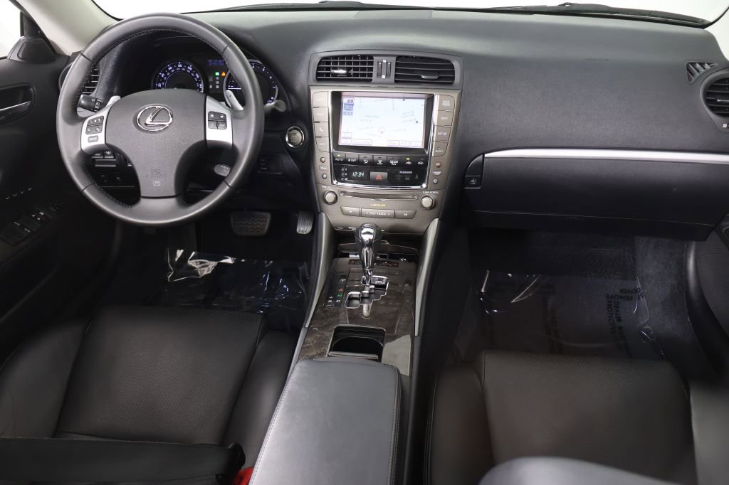 Used 2014 Lexus IS 250C 250 w/ Luxury Package image 28