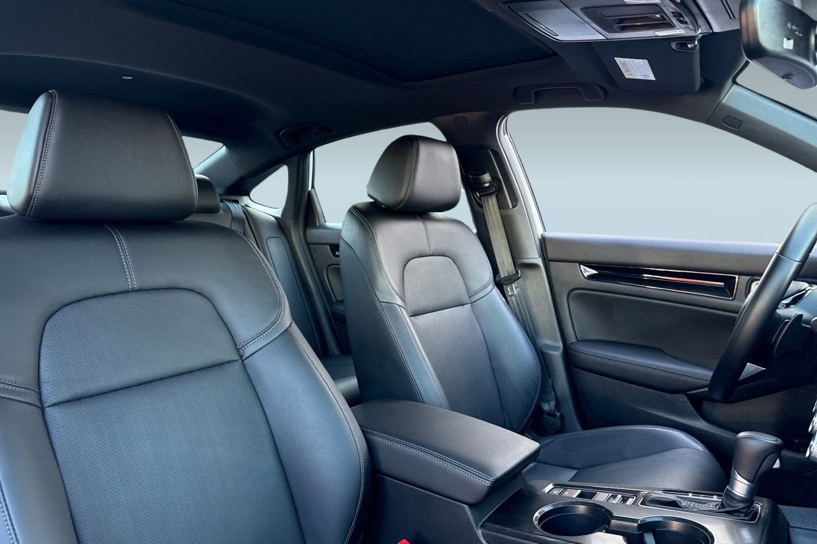 Certified 2025 Honda Civic Sport Touring image 31