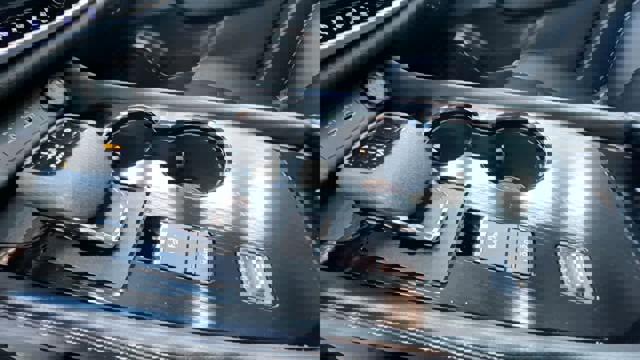 Used 2023 Nissan Rogue SL w/ SL Premium Package image 30