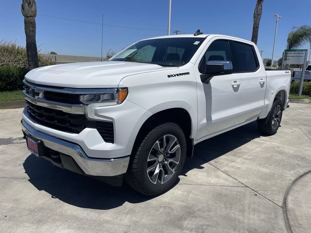 Used 2023 Chevrolet Silverado 1500 LT AWD/4WD image 4