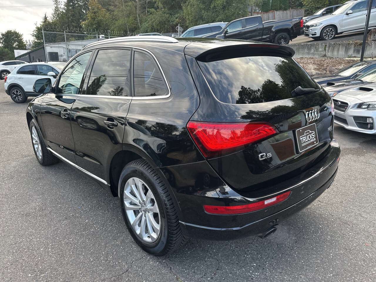 Used 2013 Audi Q5 2.0T Premium Plus w/ Premium Plus Pkg image 3