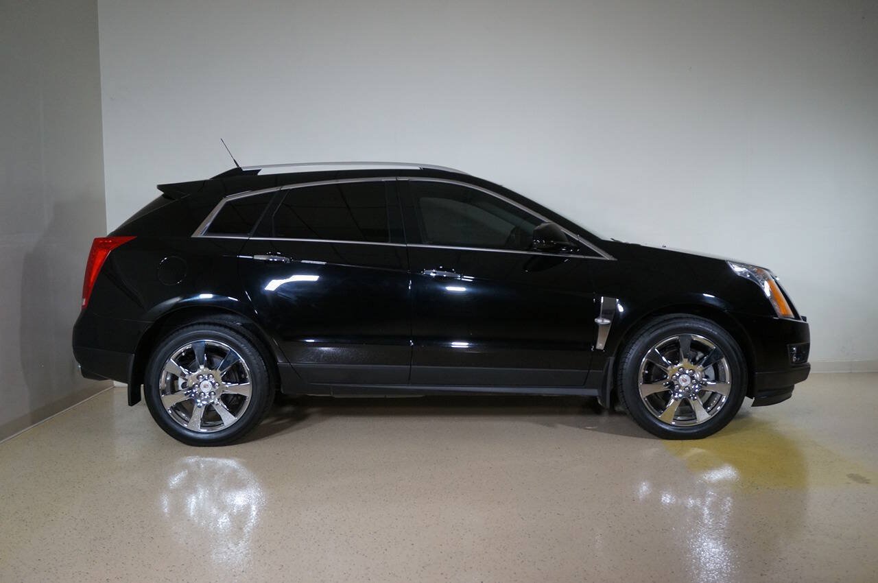 Used 2011 Cadillac SRX Premium FWD image 19