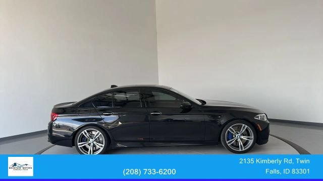 Used 2016 BMW M5 RWD image 9