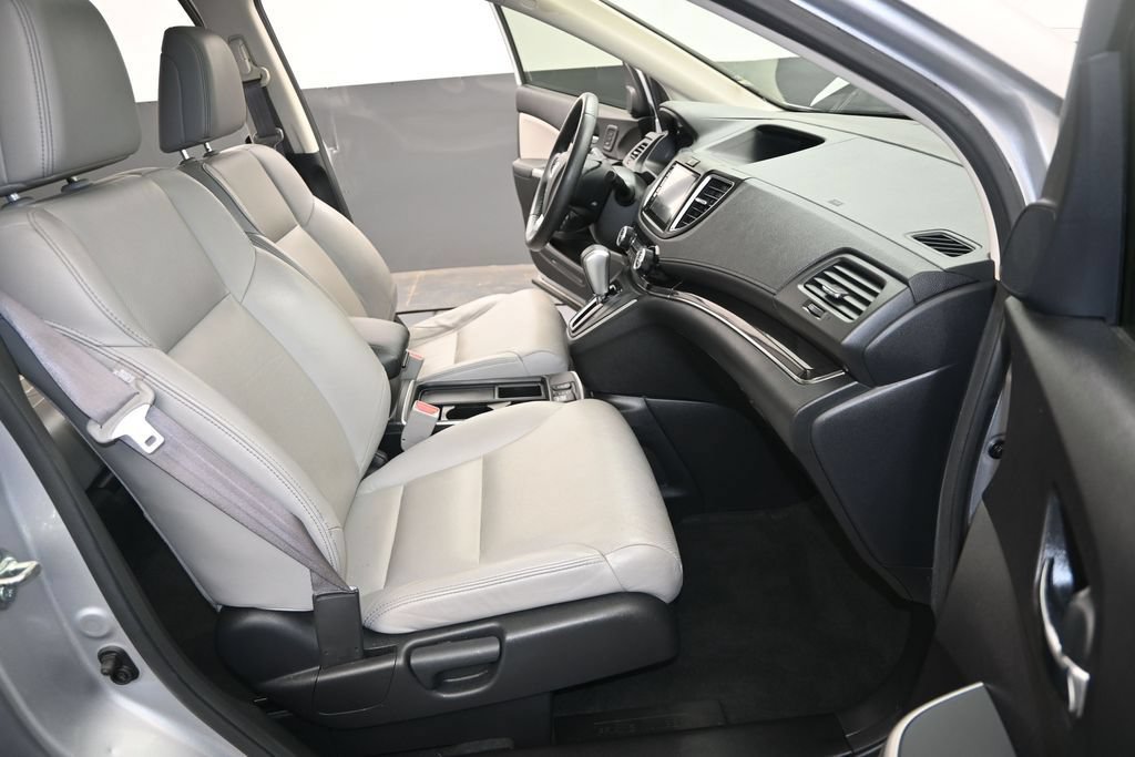 Used 2016 Honda CR-V Touring image 26