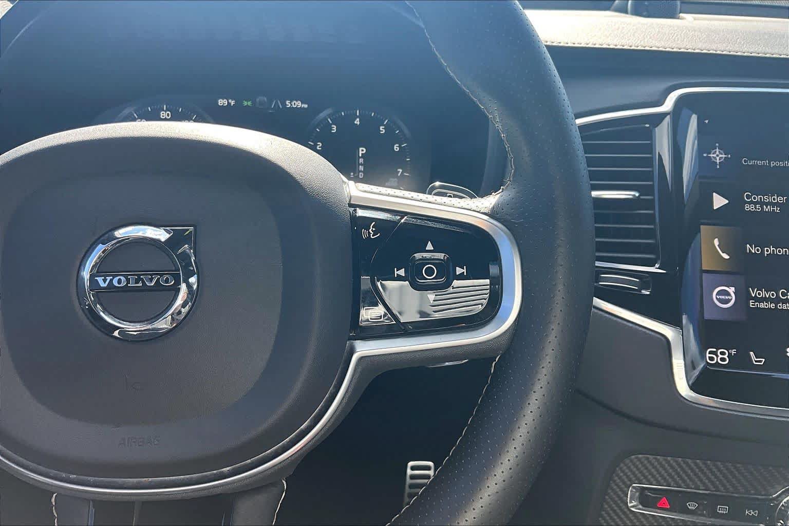 Used 2019 Volvo XC90 T6 R-Design w/ Advanced Package AWD/4WD image 25