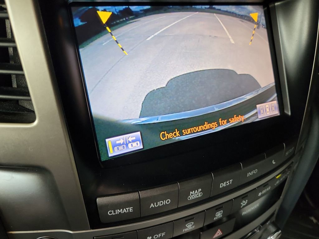 Used 2014 Lexus LX 570 4WD w/ Luxury Package image 23