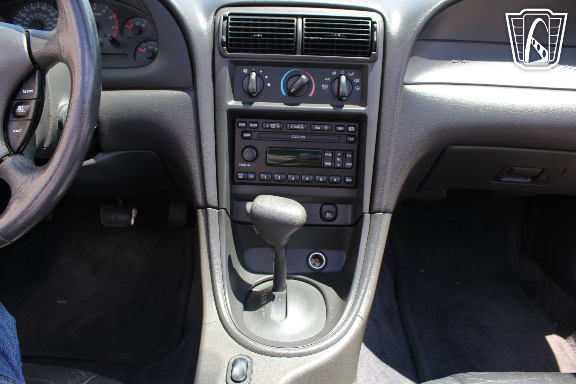 Used 2002 Ford Mustang GT RWD image 16