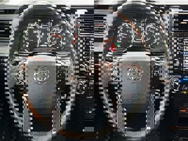 Used 2020 Toyota 4Runner Nightshade image 18