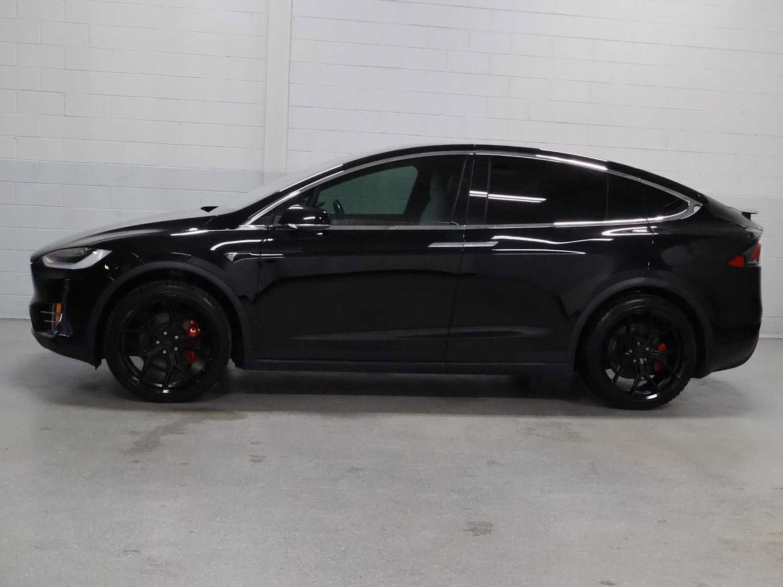 Used 2021 Tesla Model X Performance AWD/4WD image 2