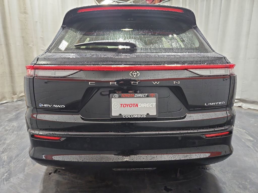 New 2025 Toyota Crown Signia image 8