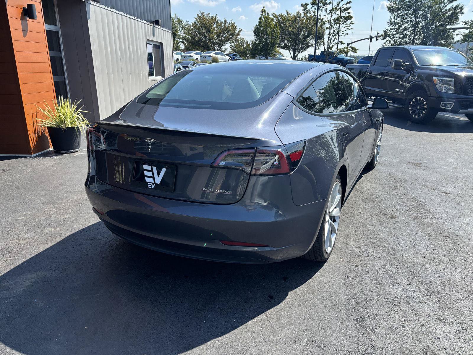 Used 2023 Tesla Model 3 Performance AWD/4WD image 9