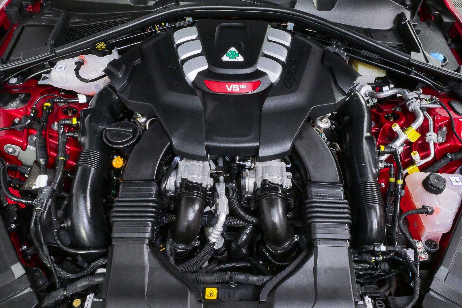 Used 2024 Alfa Romeo Giulia Quadrifoglio RWD image 30