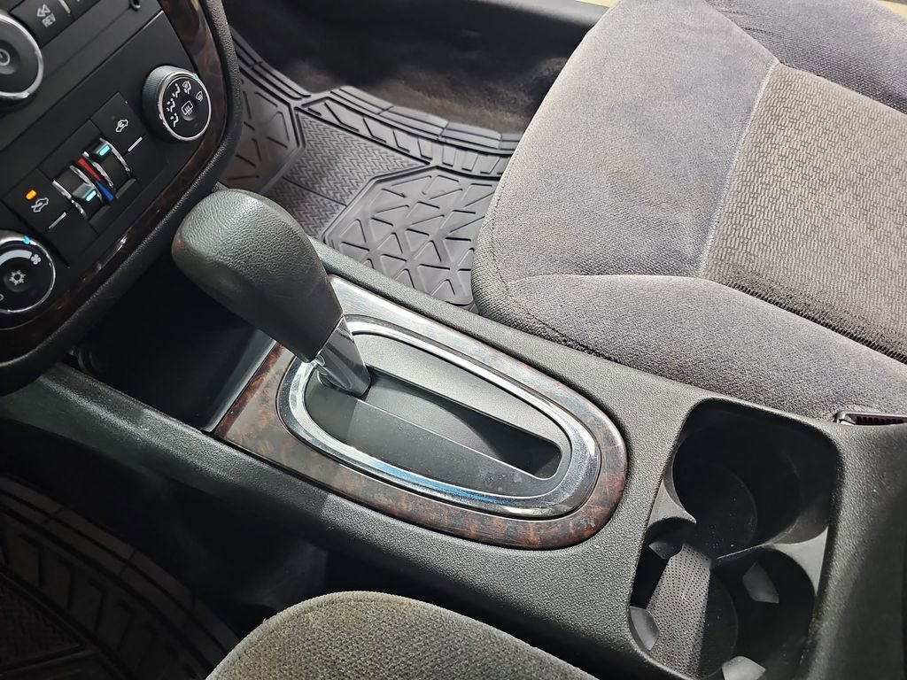 Used 2015 Chevrolet Impala LT w/ LT Sunroof Package image 28