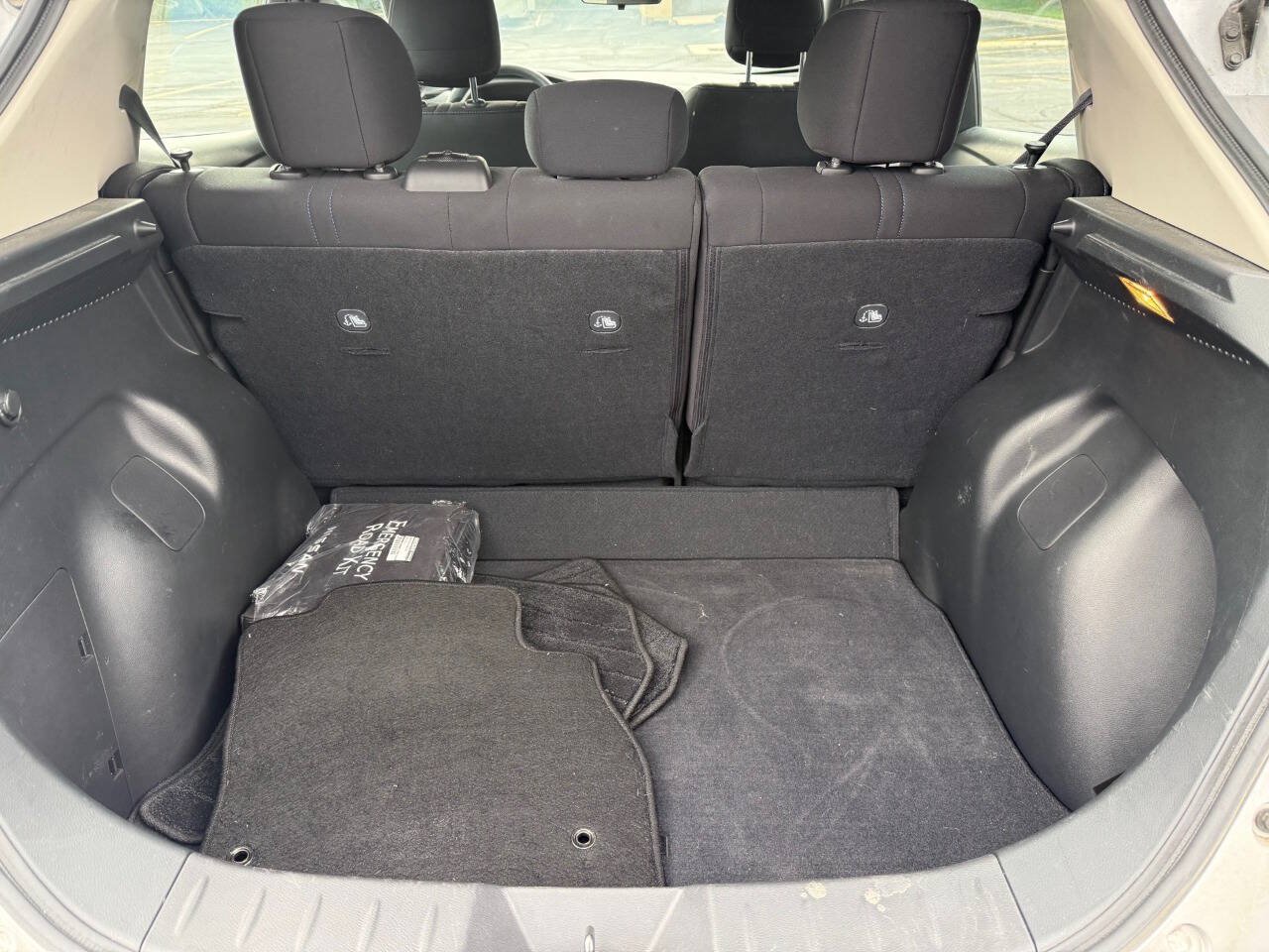 Used 2023 Nissan Leaf S FWD image 11