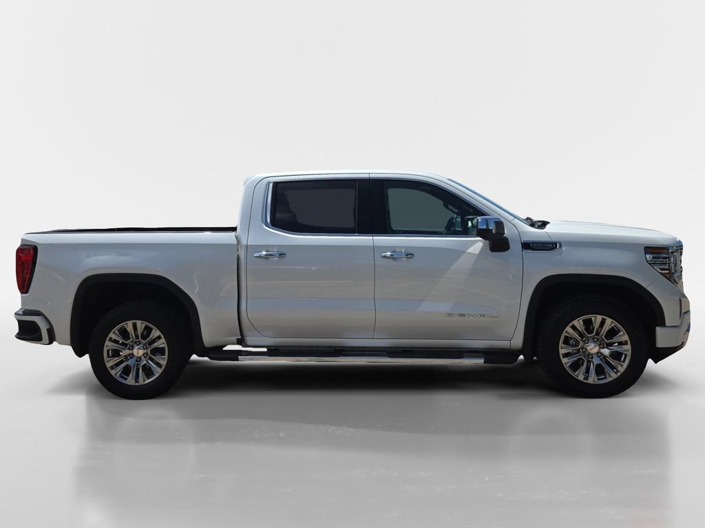 Used 2022 GMC Sierra 1500 Denali AWD/4WD image 6