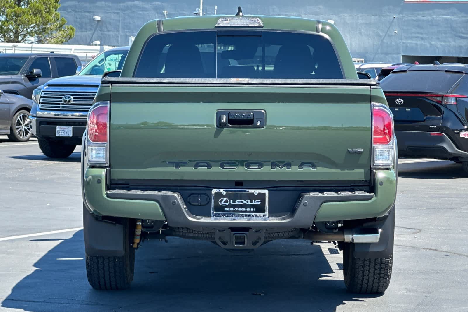 Used 2021 Toyota Tacoma TRD Off-Road w/ Technology Package AWD/4WD image 8