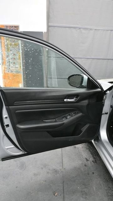Used 2021 Nissan Altima 2.5 S FWD image 9