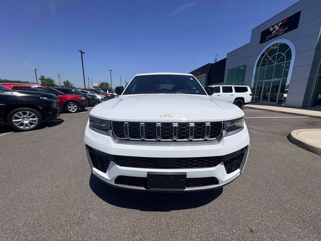 New 2026 Jeep Grand Cherokee Limited AWD/4WD image 12