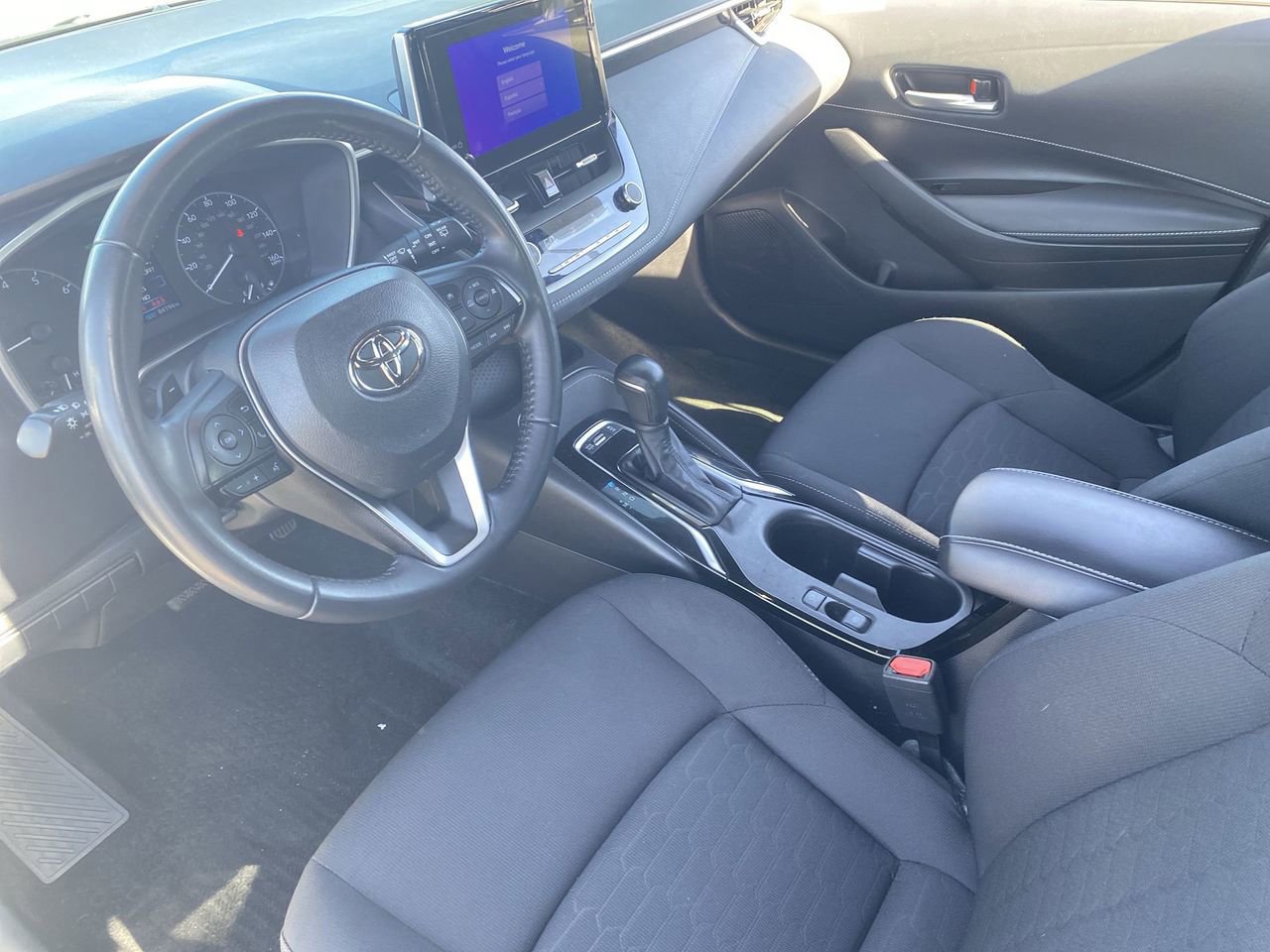 Used 2024 Toyota Corolla SE FWD image 17