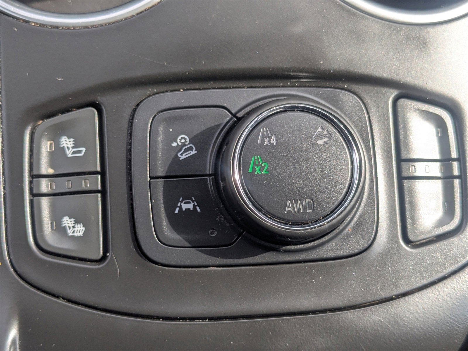 Used 2021 GMC Terrain SLT image 26