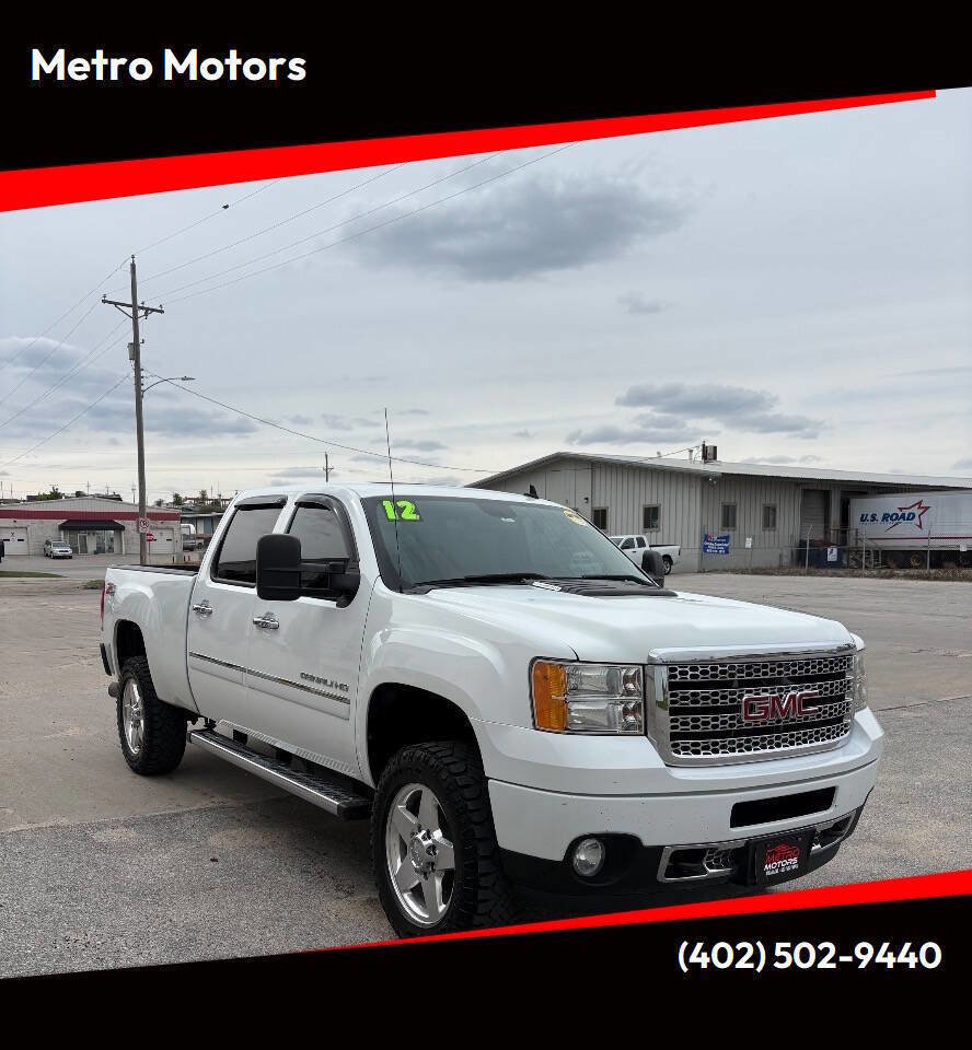 Used 2012 GMC Sierra 2500 Denali w/ Suspension Package, Off-Road AWD/4WD image 1