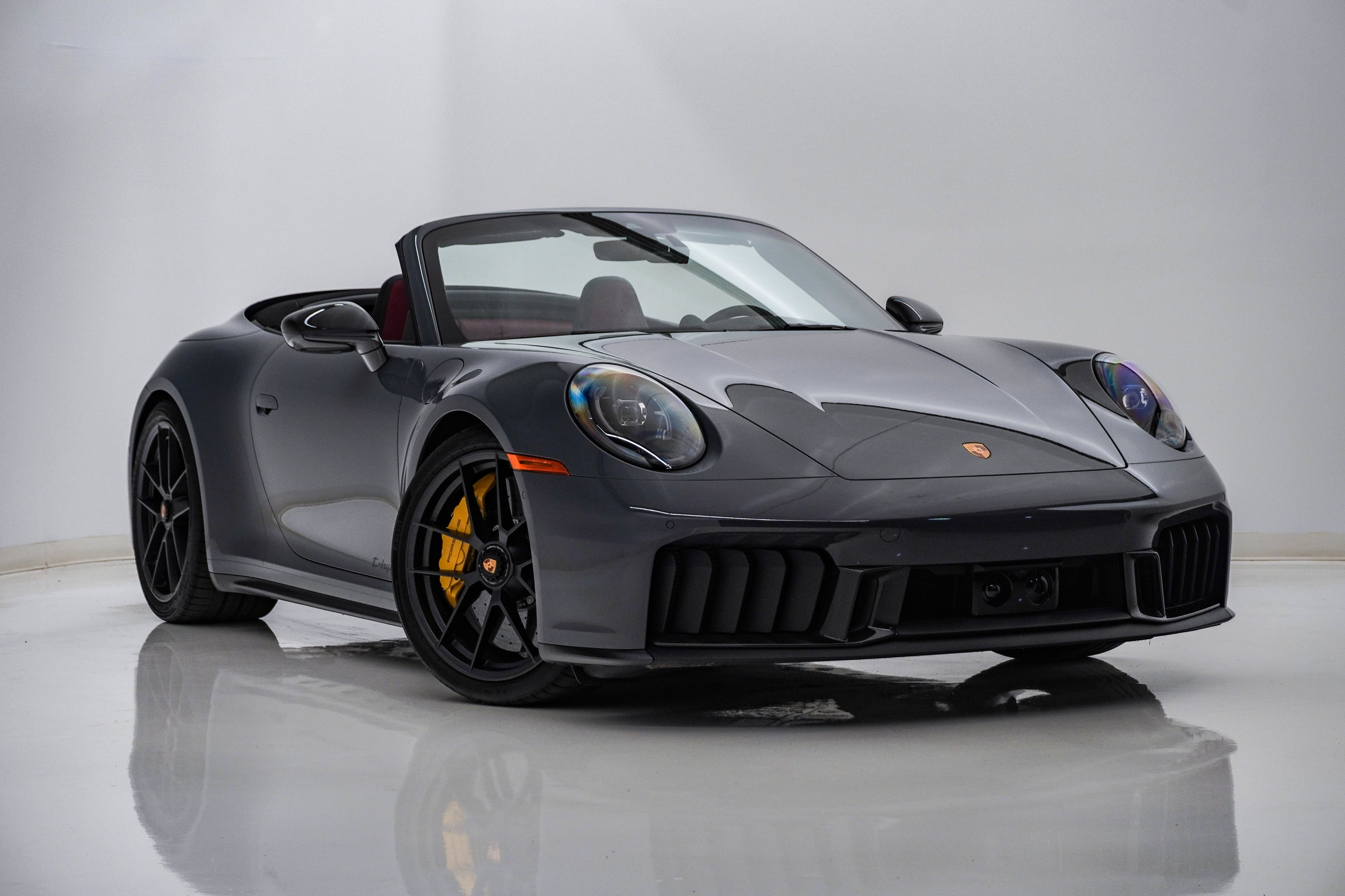 Certified 2026 Porsche 911 Carrera GTS RWD image 8
