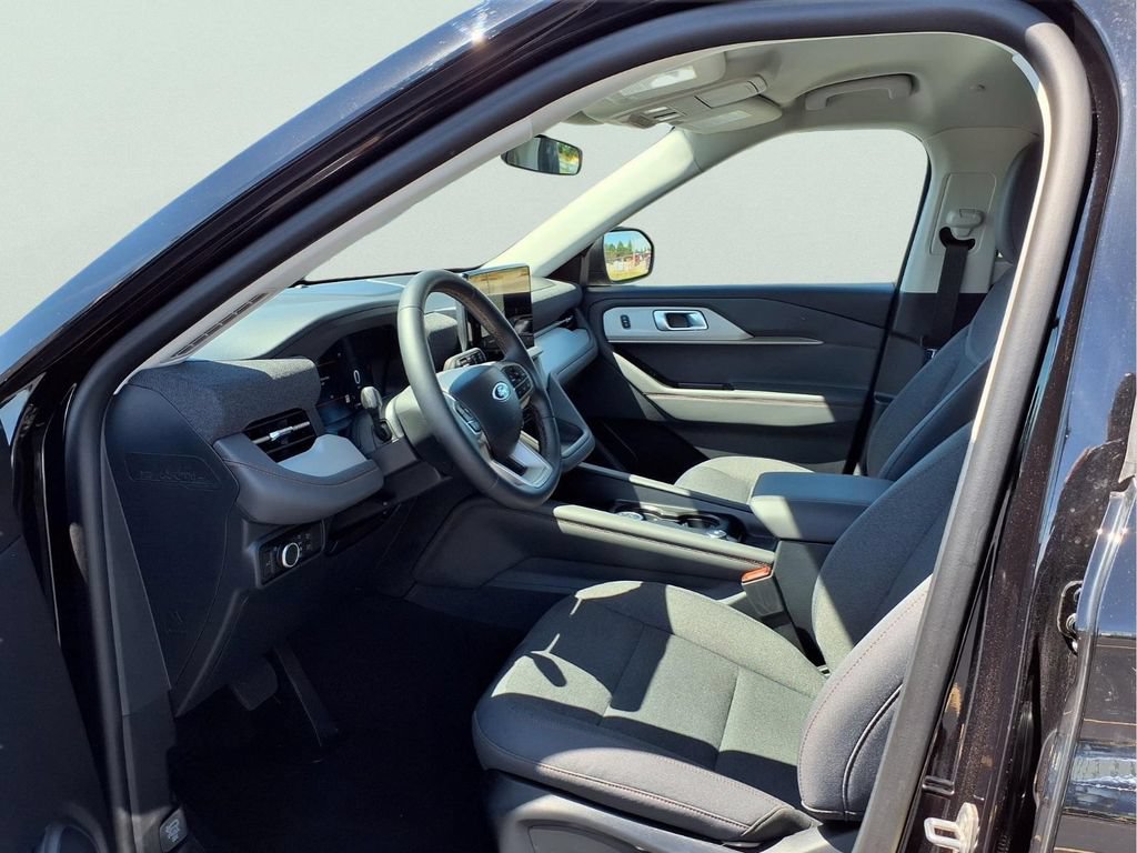 New 2026 Ford Explorer Active AWD/4WD image 18