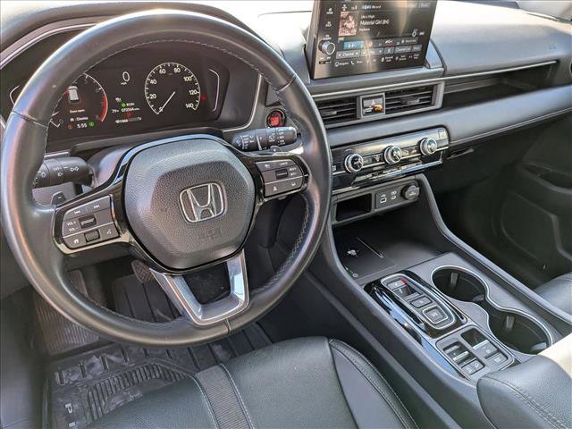 Used 2023 Honda Pilot Touring image 10