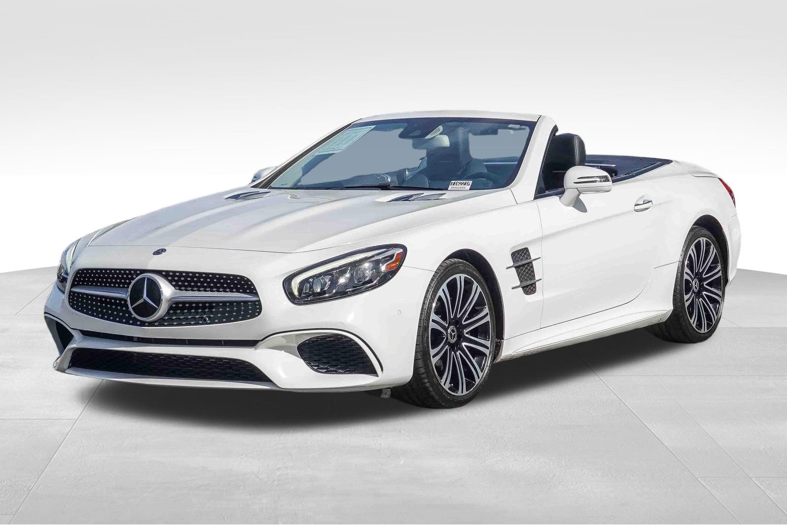 Used 2018 Mercedes-Benz SL 450 image 5