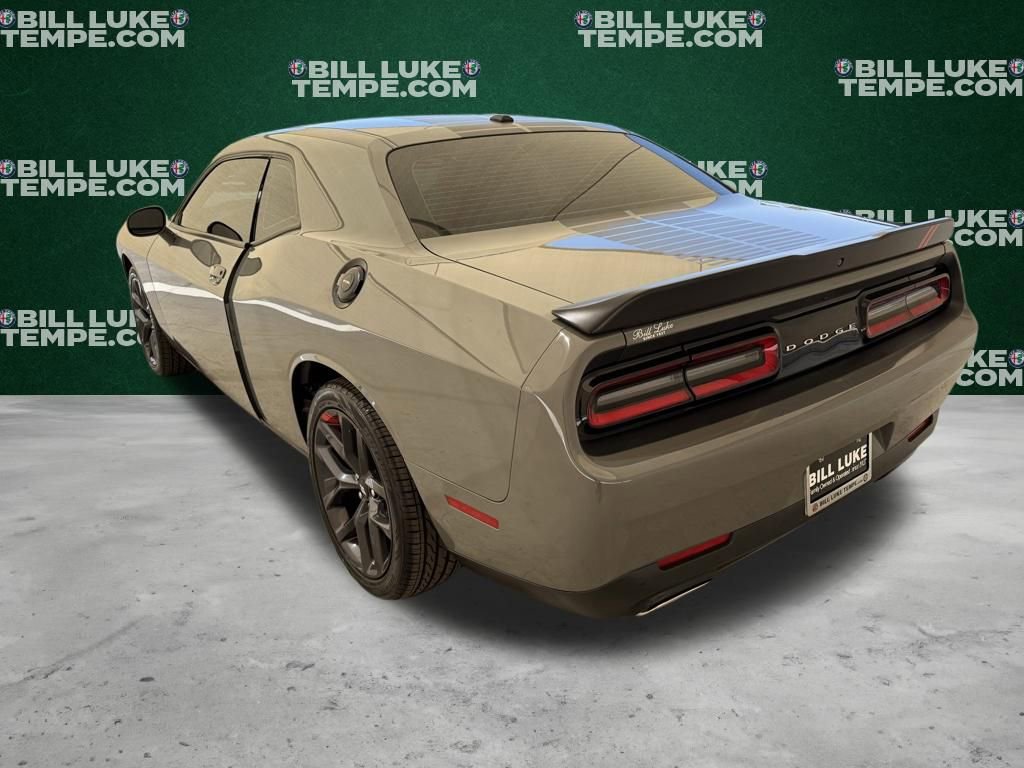Used 2019 Dodge Challenger SXT w/ Driver Convenience Group RWD image 10