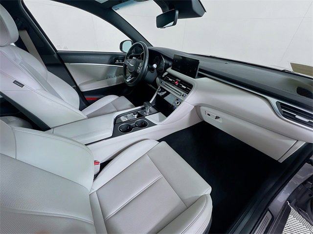 Used 2024 Genesis G70 2.5T image 28