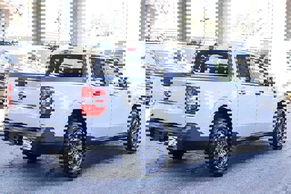 New 2026 Ford Maverick XLT image 4