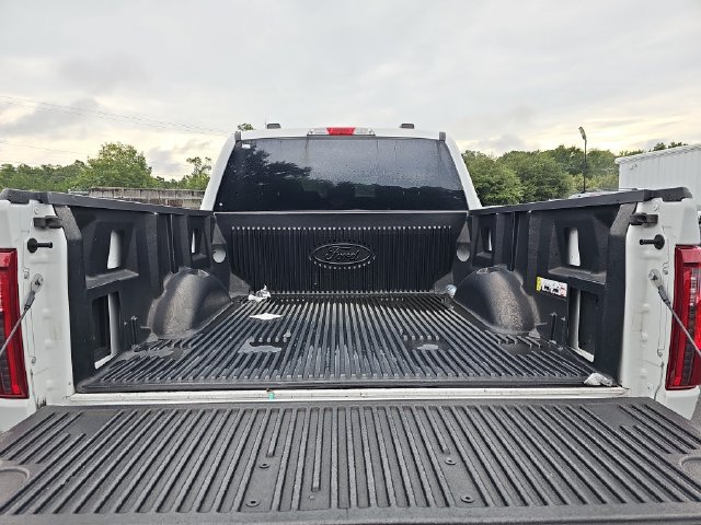 Used 2024 Ford F150 XLT w/ XLT Black Appearance Package RWD image 14