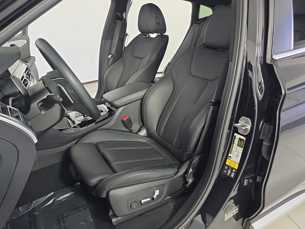 Certified 2023 BMW X4 xDrive30i w/ Convenience Package AWD/4WD image 22