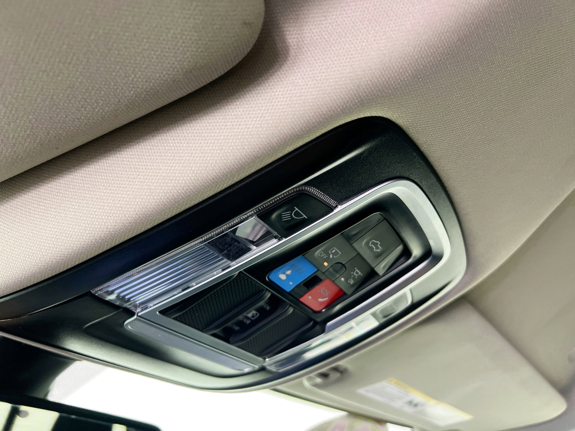 Used 2024 RAM 2500 Laramie image 22