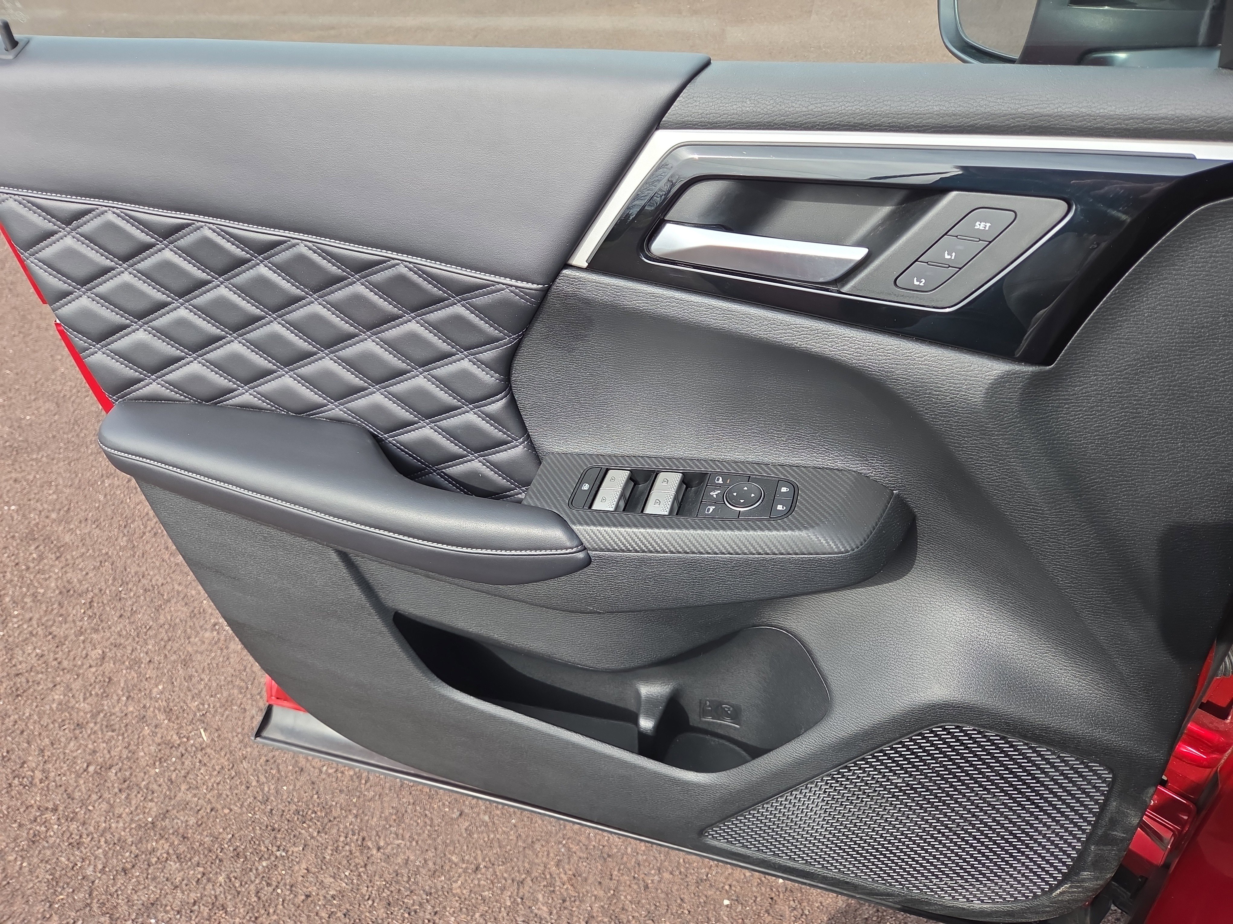 Used 2023 Mitsubishi Outlander SEL FWD image 14